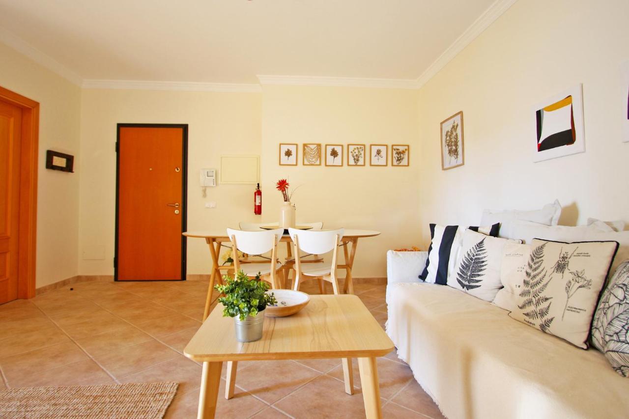 Apartamento Oliveira Санта Лусия Екстериор снимка